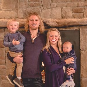 Meet your Posher, Casey